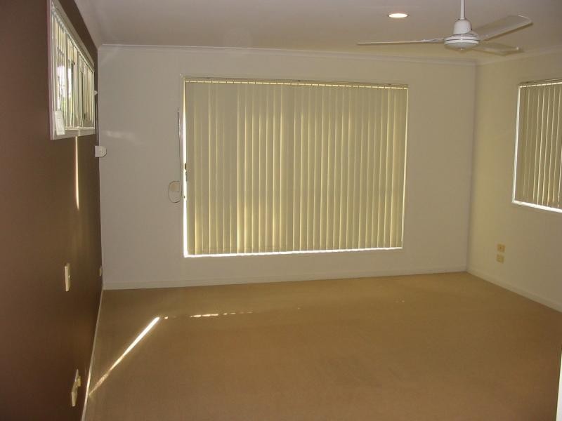 28 EMERTON CRESCENT, Robina QLD 4226