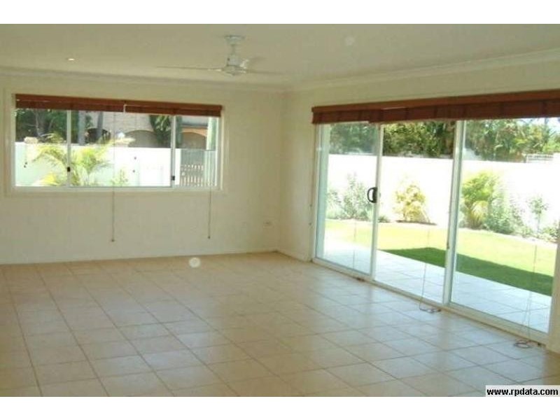 162 MONACO STREET, Broadbeach Waters QLD 4218