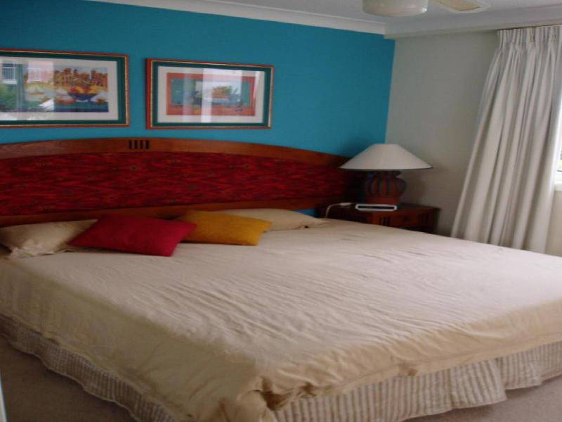 Broadbeach QLD 4218