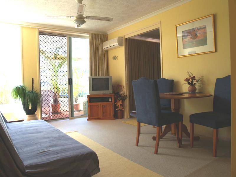 Broadbeach QLD 4218