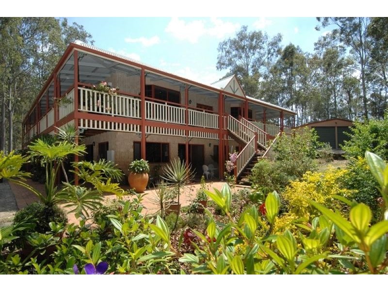 27 NATURE VALLEY COURT, Tallai QLD 4213