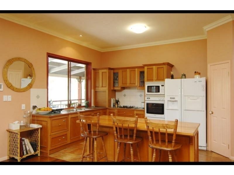 27 NATURE VALLEY COURT, Tallai QLD 4213