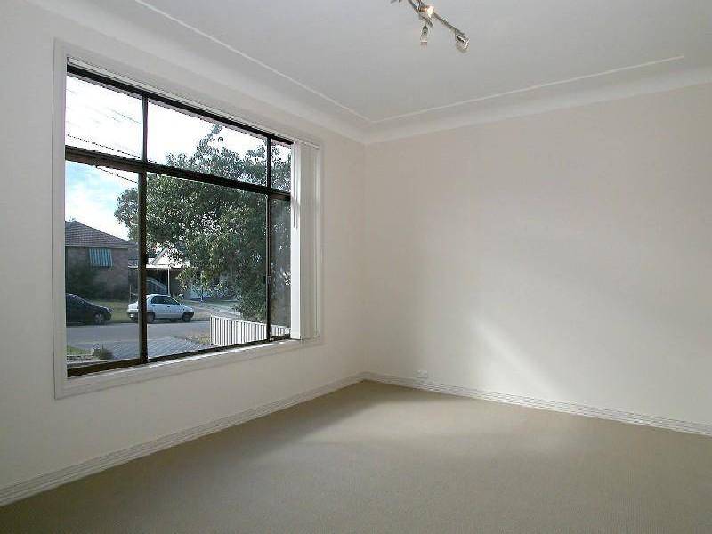 12 BRELOGAIL STREET, Northmead NSW 2152