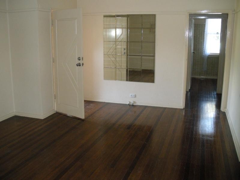 74 GOLLAN AVENUE, Oatlands NSW 2117