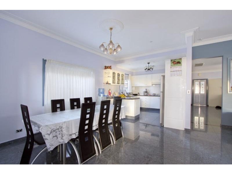 18 Talbot Road, Guildford NSW 2161