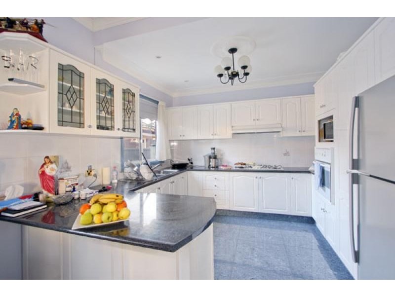 18 Talbot Road, Guildford NSW 2161