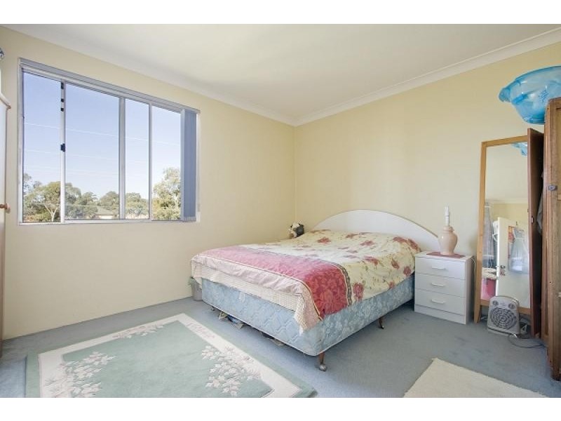 Unit 9, 11 Station Street East, Harris Park NSW 2150
