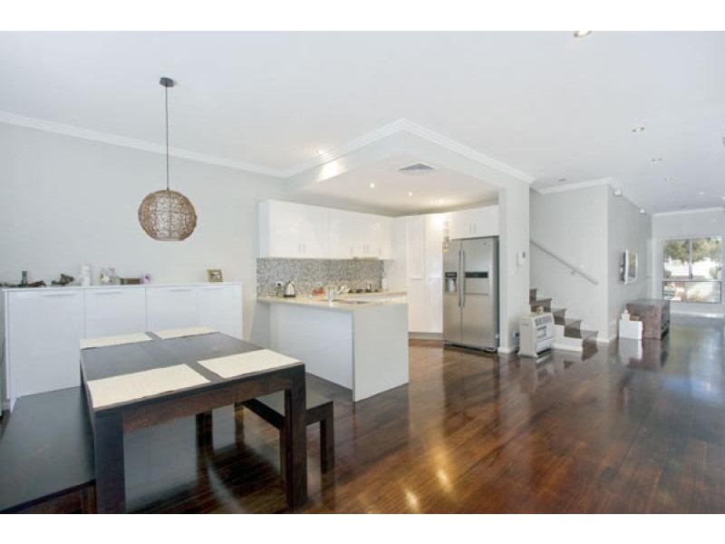 32 Edna Avenue, Merrylands NSW 2160