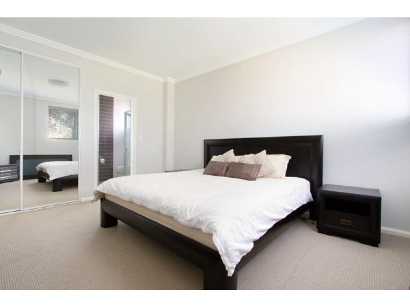 32 Edna Avenue, Merrylands NSW 2160