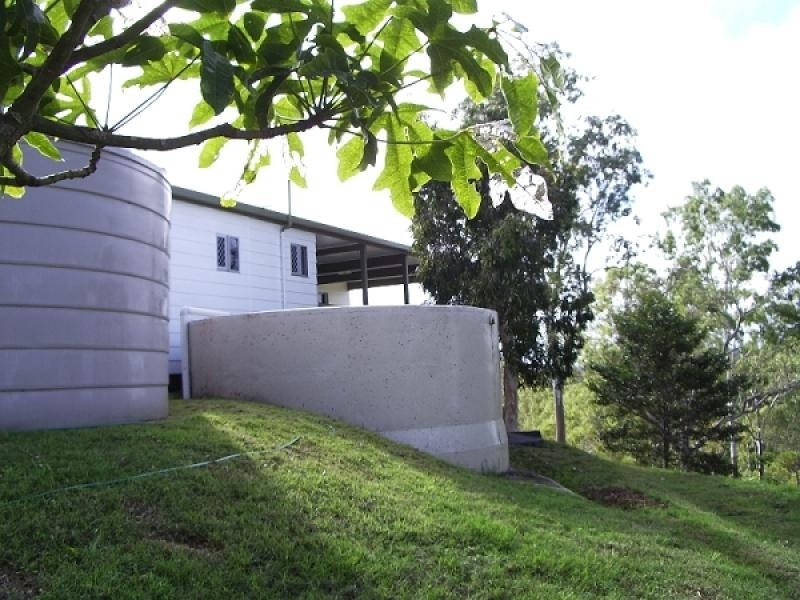 218 c McIlwraith Road, Gin Gin QLD 4671