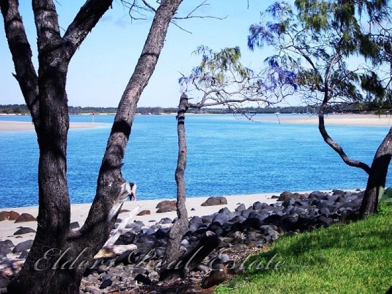 201 Atkinsons Rd, Elliott Heads QLD 4670