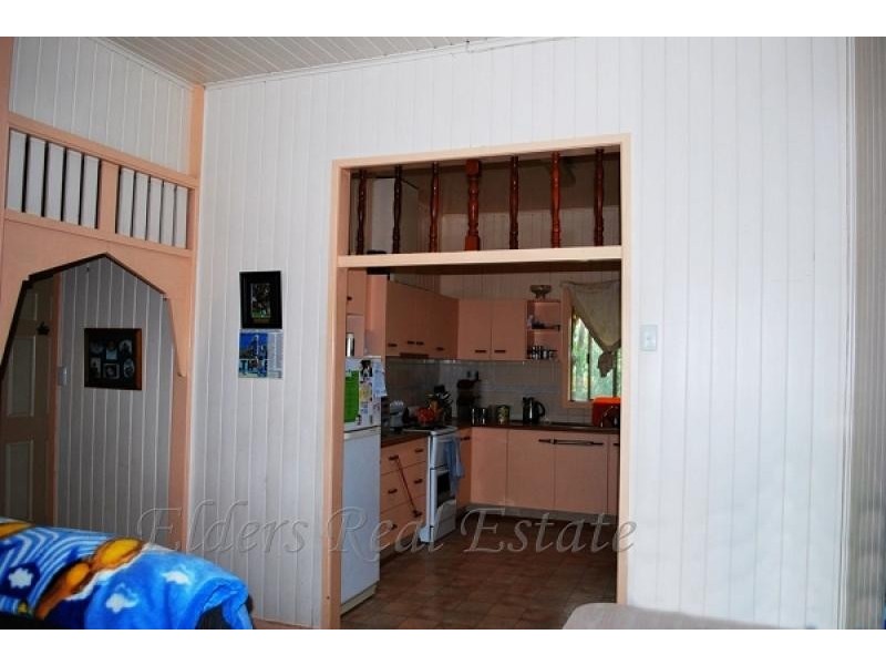 38 Anderson Street, Avenell Heights QLD 4670