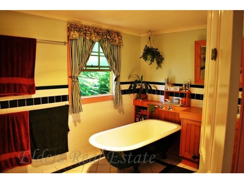 15 A Lovers Walk, Bundaberg QLD 4670