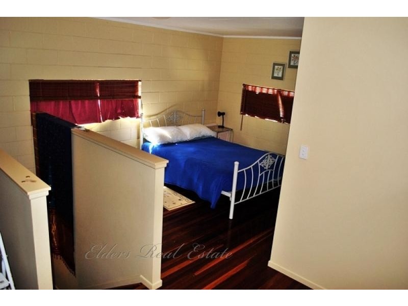42 McCracken, Walkervale QLD 4670