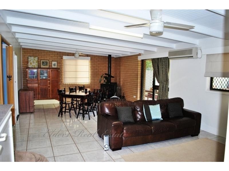 47 Sinclair St., Avenell Heights QLD 4670