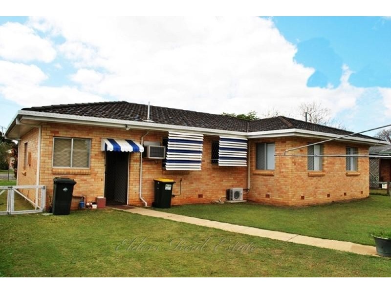 11 Redmond St, Avenell Heights QLD 4670