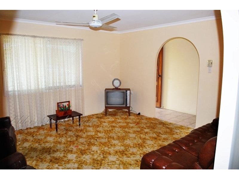 1 Newitt Drive, Bundaberg South QLD 4670