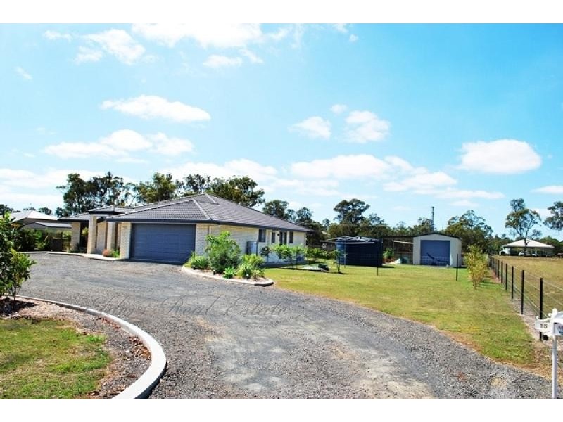 15 Black Beauty Court, Kensington QLD 4670