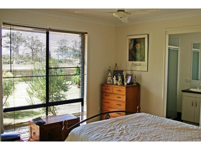 15 Black Beauty Court, Kensington QLD 4670