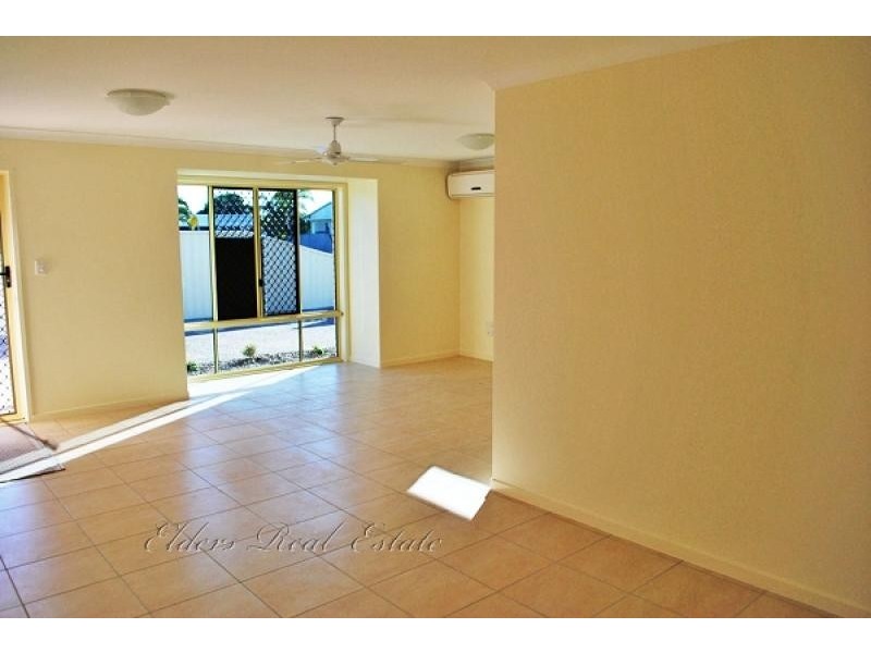 Unit 2, 26 Dunn Road, Avenell Heights QLD 4670