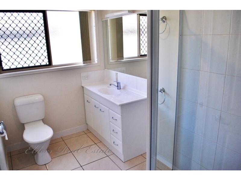 Unit 7, 45 Thabeban St., Avenell Heights QLD 4670