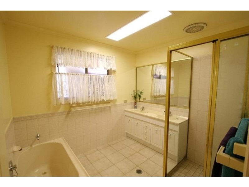 14 Clydesdale Avenue, Branyan QLD 4670