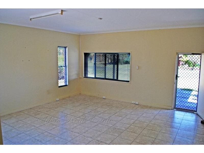 87 Welch Street, Elliott Heads QLD 4670