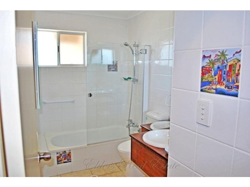 87 Welch Street, Elliott Heads QLD 4670