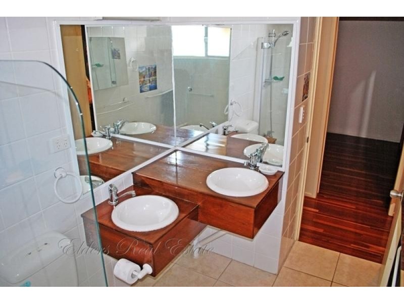 87 Welch Street, Elliott Heads QLD 4670