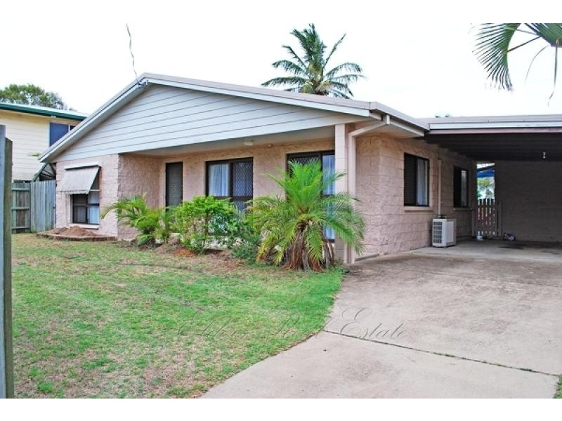 14 Palm Court., Moore Park Beach QLD 4670