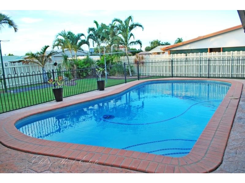 9 Jensen St., Avenell Heights QLD 4670