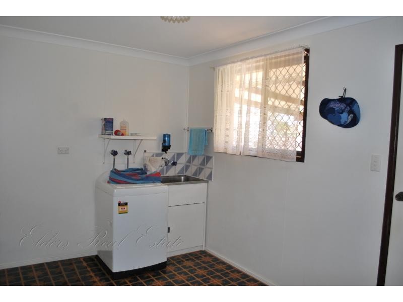 2 Vandenberg St.,, Avenell Heights QLD 4670