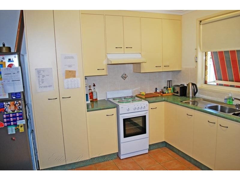 Unit 4/15 Water St., Bundaberg South QLD 4670
