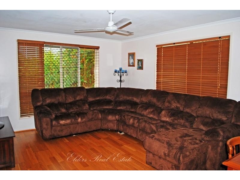 16 Chancellor Dr., Avenell Heights QLD 4670
