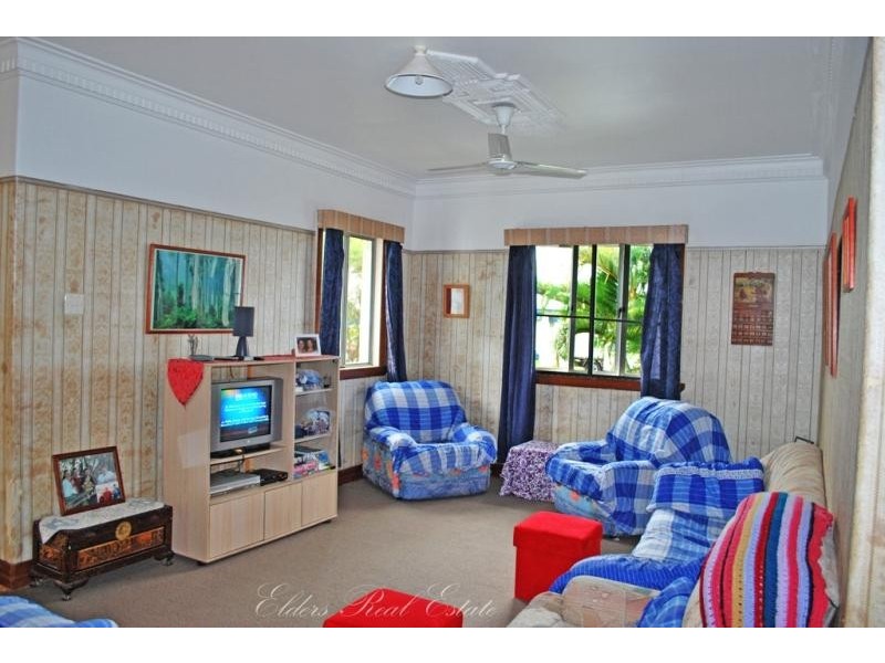 4 Wainwright St.,, Avenell Heights QLD 4670