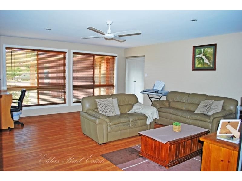 8 Jolley Lane, Thabeban QLD 4670