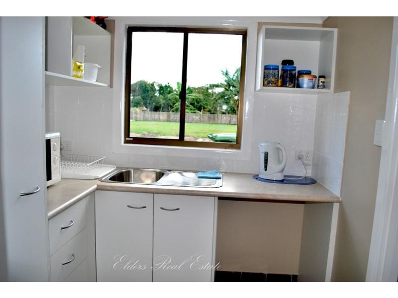 8 Jolley Lane, Thabeban QLD 4670