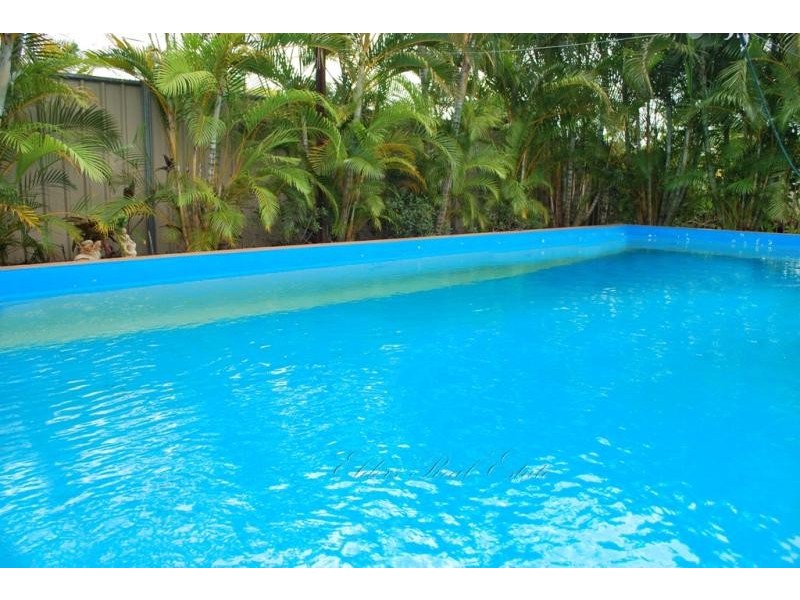 73 FE Walker St.,, Kepnock QLD 4670