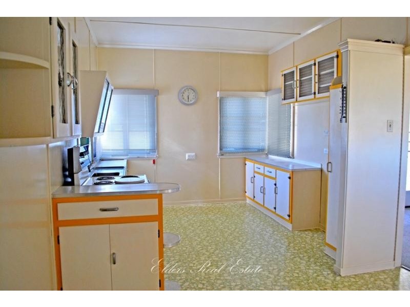19 Bates St., Svensson Heights QLD 4670