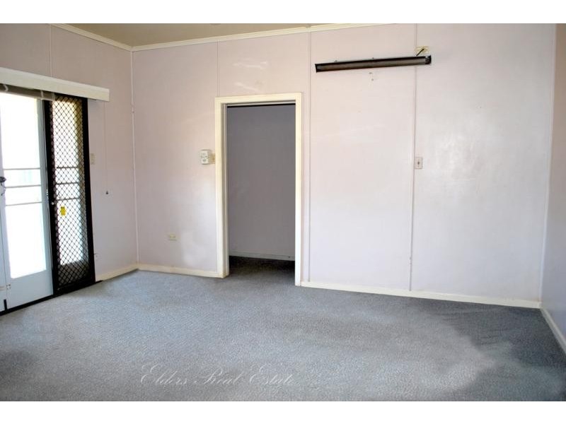 19 Bates St., Svensson Heights QLD 4670