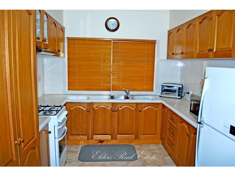 12 Steuart St., Bundaberg North QLD 4670