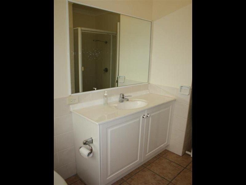 39 Tingi Avenue, Tanah Merah QLD 4128