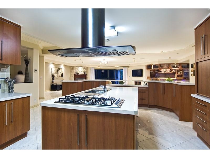 1 Honeysuckle Court, Cornubia QLD 4130