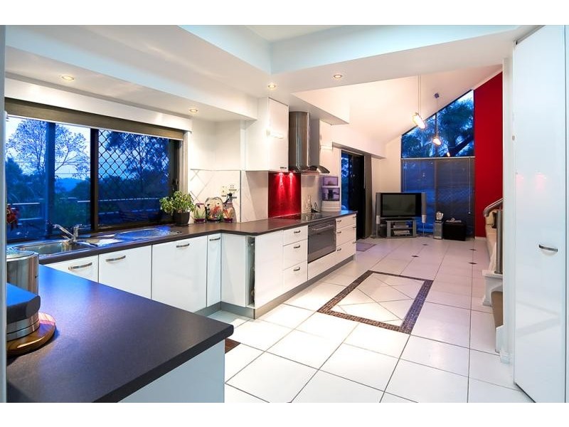 7 Hideaway Mountain Court, Cornubia QLD 4130
