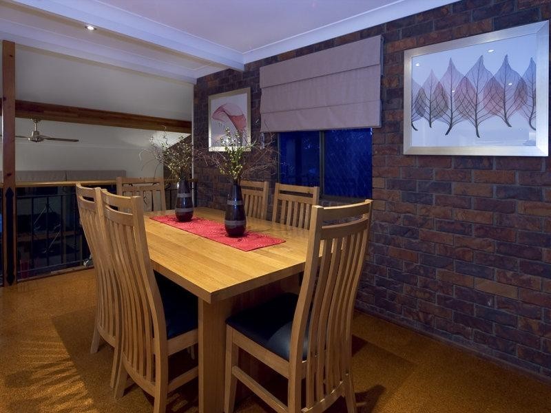 6 Cynthia Crs, Springwood QLD 4127