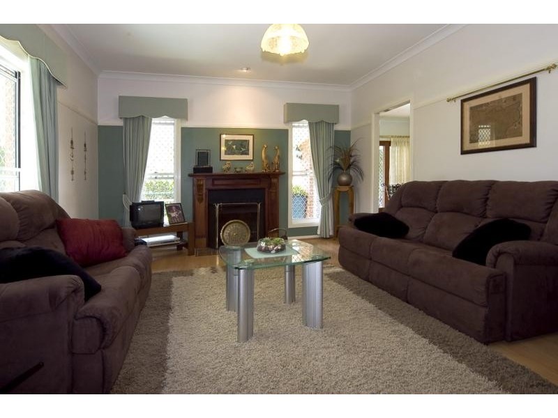 2 Solway Crescent, Carbrook QLD 4130
