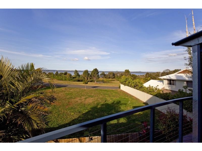 13 Watervale Drive, Redland Bay QLD 4165