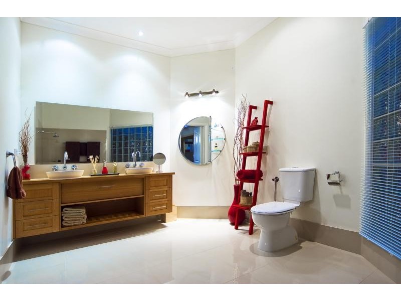 138 Barokee Drive, Tanah Merah QLD 4128