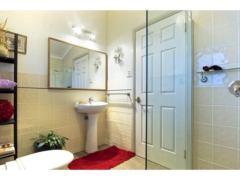 138 Barokee Drive, Tanah Merah QLD 4128