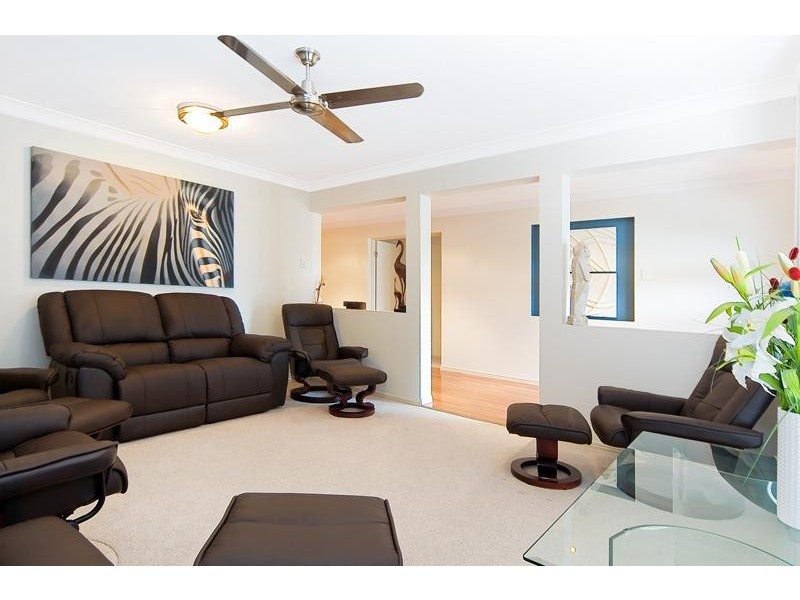 8 Nancy May Court, Daisy Hill QLD 4127